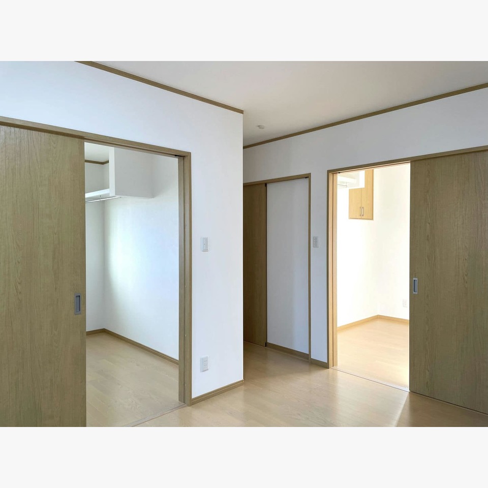 【建て替え】空間を利用したセカンドハウスの画像02